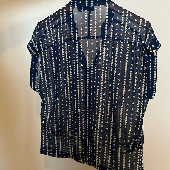 Sheer tee blouse - Picture 2 of 3